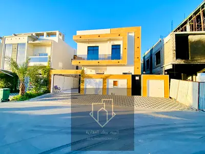 Villa in a strategic location in Al Yasmin – luxurious finishing and spacious – suitable for family or commercial use