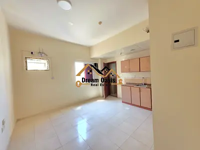 Spicious studio for rent ready to move in Muwaileh