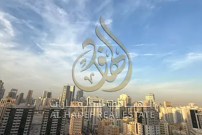 شقق 3 غرف وصالة للإيجار في التعاون الشارقة | مع وبدون بلكونة | شهر مجاني وباركن مجاني | موقع مميز قريب دبي