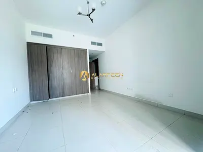 Park View | Spacious Unit | Call Now