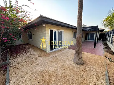 COMMERCIAL INDEPENDENT MAIN BEACH ROAD VILLA 3BR MAIDS PRIVATE GARDEN