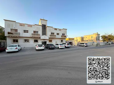 فرصة استثمارية: مبنى سكني للبيع في الروضة 3