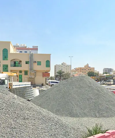 قطعة أرض سكنية تجارية للبيع في عجمان النعيمية 2