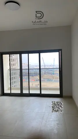 Studio in Garden Residence Tower A practical and well-designed studio featuring: Kitchen Balcony Bathroom Private parking space Property Details: Area: 598 sq ft Floor: 6 Total Price: AED 330,000 Down