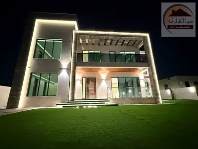 لاصحاب الزوق العالي للبيع فيلا  مميزة في الشارقة منطقة الحوشي تصميم مورن وراقي  موقع مميز صوب النوف قريب الخدمات  والشارع الريسي  و15 دقيقه من دبي