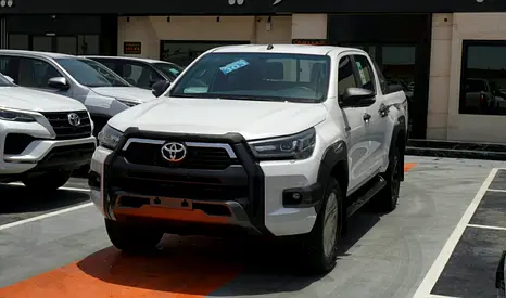 2026 Toyota HILUX — миниатюра 3