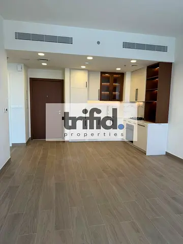 READY TO MOVE | BRAND NEW | SPACIOUS LAYOUT