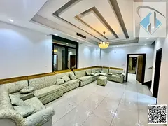 Villa for sale, including electricity, water, and air conditioning, next to the park. Freehold owner