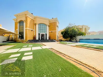 5 Bedrooms, Private Pool, Furnished to Perfection | Year Lease