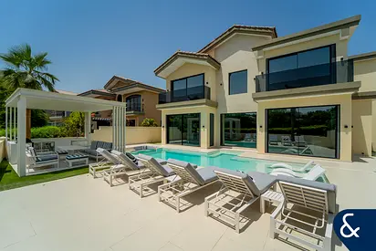 EXCLUSIVE | Huge Basement | Lake View