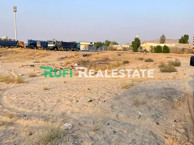عقد لمدة 99 عامًا لجميع الجنسيات // بيع أرض صناعية بمساحة 43,594 قدم مربع في المنطقة الصناعية الحديثة بالإمارات