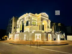 Classic corner villa in Al-Haliyo 2, prime location next to the mosque, 5 master bedrooms, freehold