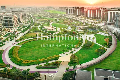 Exclusive | On The Park | Rare Layout | Good Price