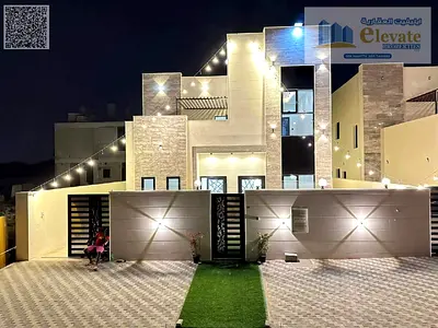 فيلا فاخرة للبيع مكونة من 4 غرف نوم