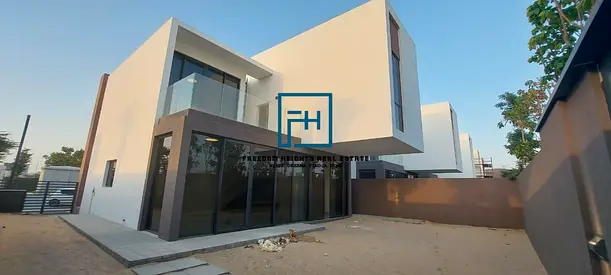 🏡Luxurious 4BHK Villa for Sale in Sarab 2