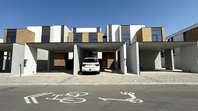 3BR Townhouse | Prime Location | Ready to Move