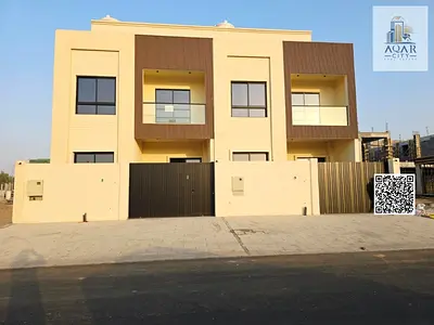 **A strategic location near all services 🏠 A special location, including registration and ownership fees, with a roof opposite a garden 🔥 High-quality finishing, negotiable, and a spacious area 🔥 🔹 **