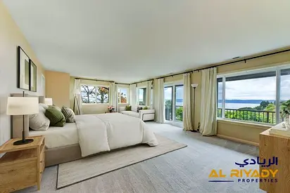 Premium Ellington Residence | Spacious & Stylish | Motivated Seller