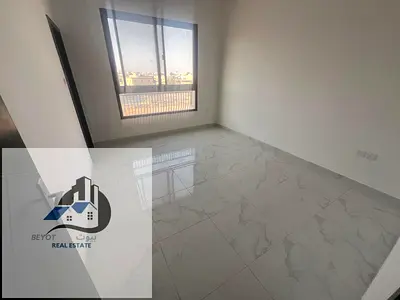 إطلالات مفتوحة + غرفتين ماستر + 2 بلكونة | المويهات 3
فرصة مميزة للسكن الراقي والمساحة المريحة في موقع استراتيجي 👌