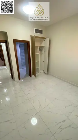 ✨ شقة مفروشة غرفة وصالة مع حمامين ومطبخ واسع وغرفة ماستر وباركن خاص وتكييف مركزي للايجار السنوي في الروضة – خلف شرطة الحميدية بعجمان بموقع مميز وقريب