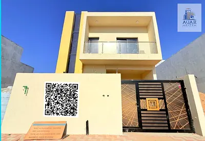 For sale: Townhouse consisting of five master bedrooms, a master majlis, and a living room, including fees, for 1,250,000.
