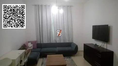 صالة بغرفة نوم واحدة متاحة للبيع نقدًا في برج المدينة