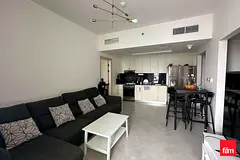 Fully Furnished 2br | Lake &amp; Creek View