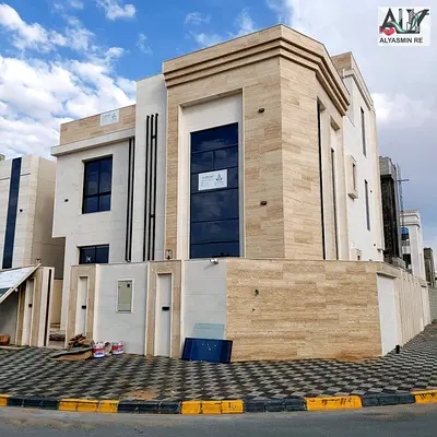 تملك فيلا زاوية شارعين بدون رسوم تسجيل وتمليك على شارع الشيخ محمد بن زايد مساحة ارض 3500 قدم