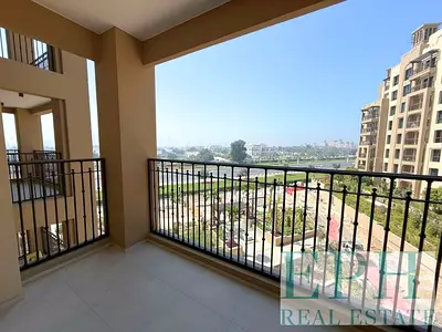 BRAND NEW | MODERN LIVING | SKYLINE VIEW