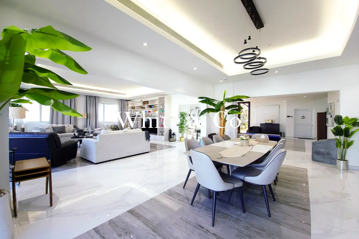 Luxury Villa | Private Pool | vacant Soon