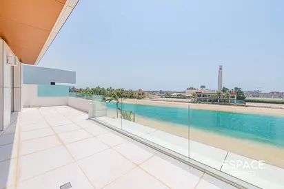 VIP Frond | Custom Built | Furnished