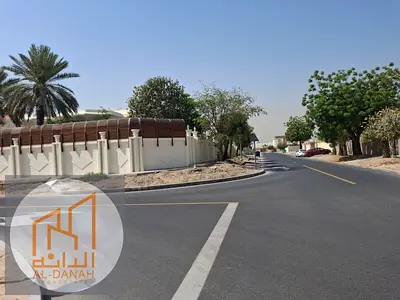 المساحة 13581  قدم مربع تتكون الفيلا من دور واحد