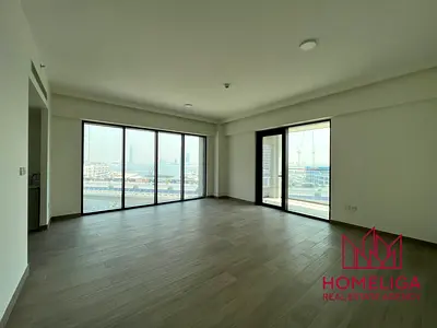 Spacious 3BR | Vacant | Brand new