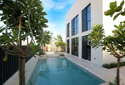Lagoon-Side Serenity | Modern Townhouse | Sharjah