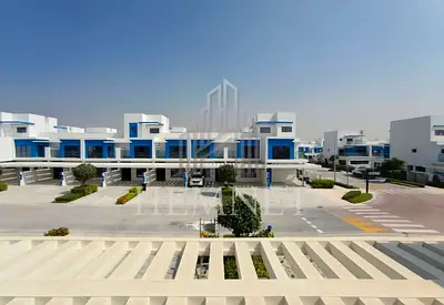 Vacant | Back to Back | Brand New