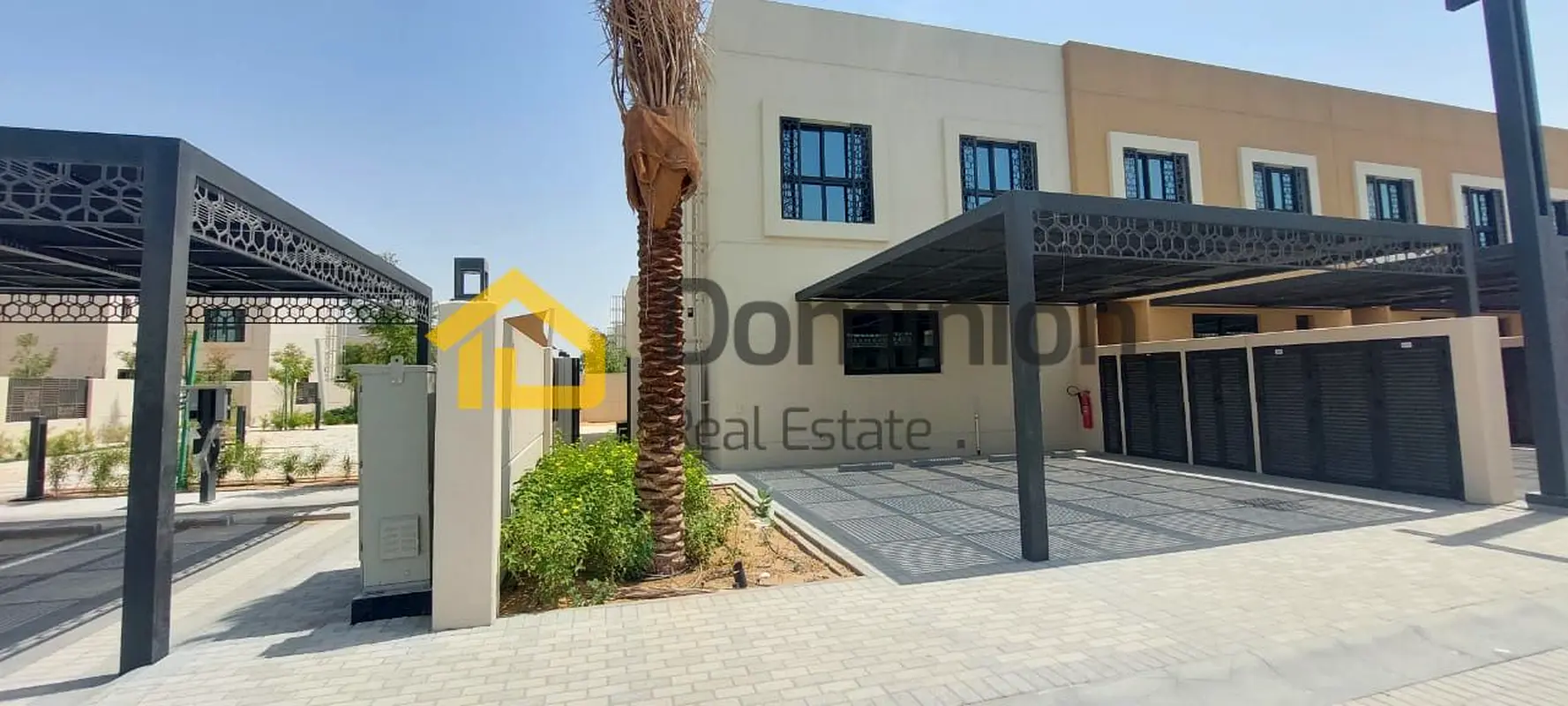 CORNER UNIT | HIGH FINISHING | READY TO MOVE |