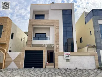 Villa for sale in Al Yasmin neighborhood, close to services, the airport, and Sheikh Zayed Road. Excellent location.