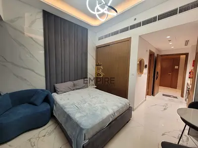 Elagent Living/Brand New Building/Chiller Free
