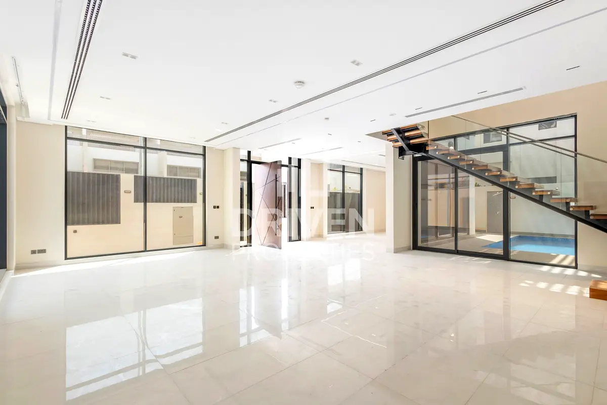 gallery-tour