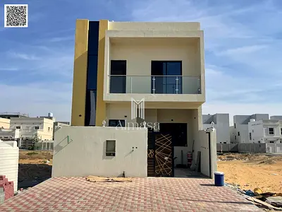 Villa for sale in Al-Haliou 2 area, ground floor, first floor and roof