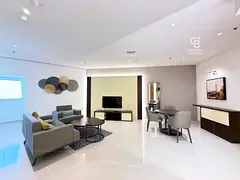 Steps from Metro | Bright Apartment | Vacant