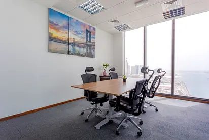 احجز مساحة مكتبية مفتوحة للإيجار للشركات من جميع الأحجام في ABU DHABI, Tamouh Tower  Abu Dhabi Area