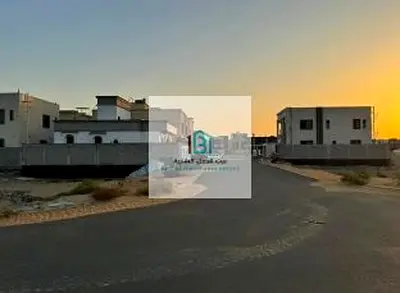 للبيع — أرض سكنية مميزة في الزاهية – عجمان  📍 الموقع: شارع وسكة