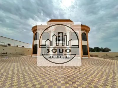 فيلا فخمة جدا بالظيت الجنوبي موقع جدا مميز تصلح لجميع الجنسيات