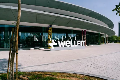 Sleek Contemporary Interiors | Access to Full Community Amenities | Resale