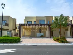 Spacious | Managed Unit | Ready To Move In