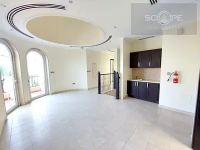 Vacant 5 Bedrooms all ensuite District 1 ready to move