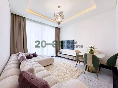 Fully Furnished Apartment | Canal Views l Spacious Layout