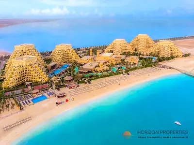 Cozy 1 Bed Apartment | Partial Beach View