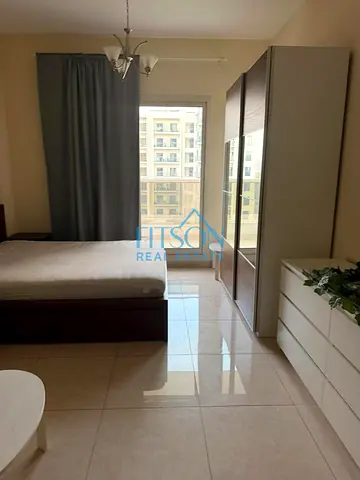 FULLY FURNISHED | VACANT AND READY TO MOVE